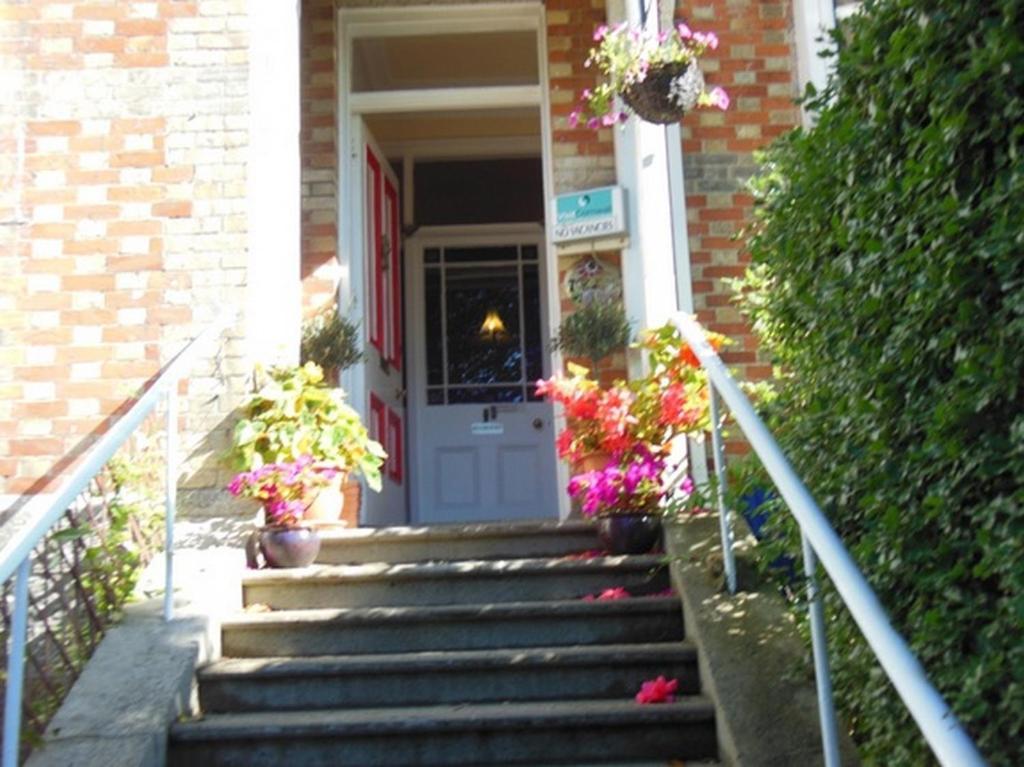 לינה וארוחת בוקר פנזאנס Torwood House מראה חיצוני תמונה